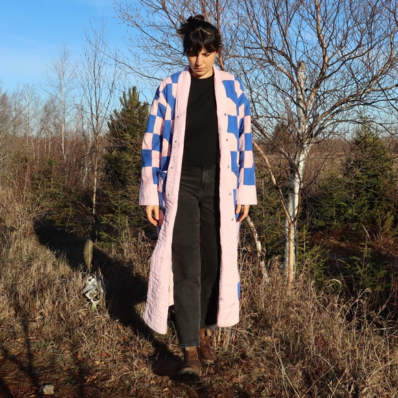 Upcycled Patchwork Quilt Duster Pink and Blue Long Coat M • L • XL - Picture 4 of 8